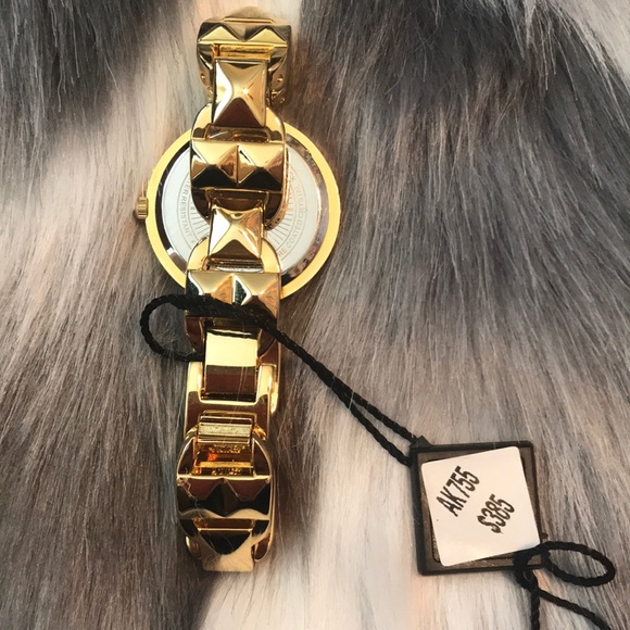 Gold Akribos XXIV Watch - Picture 3 of 3